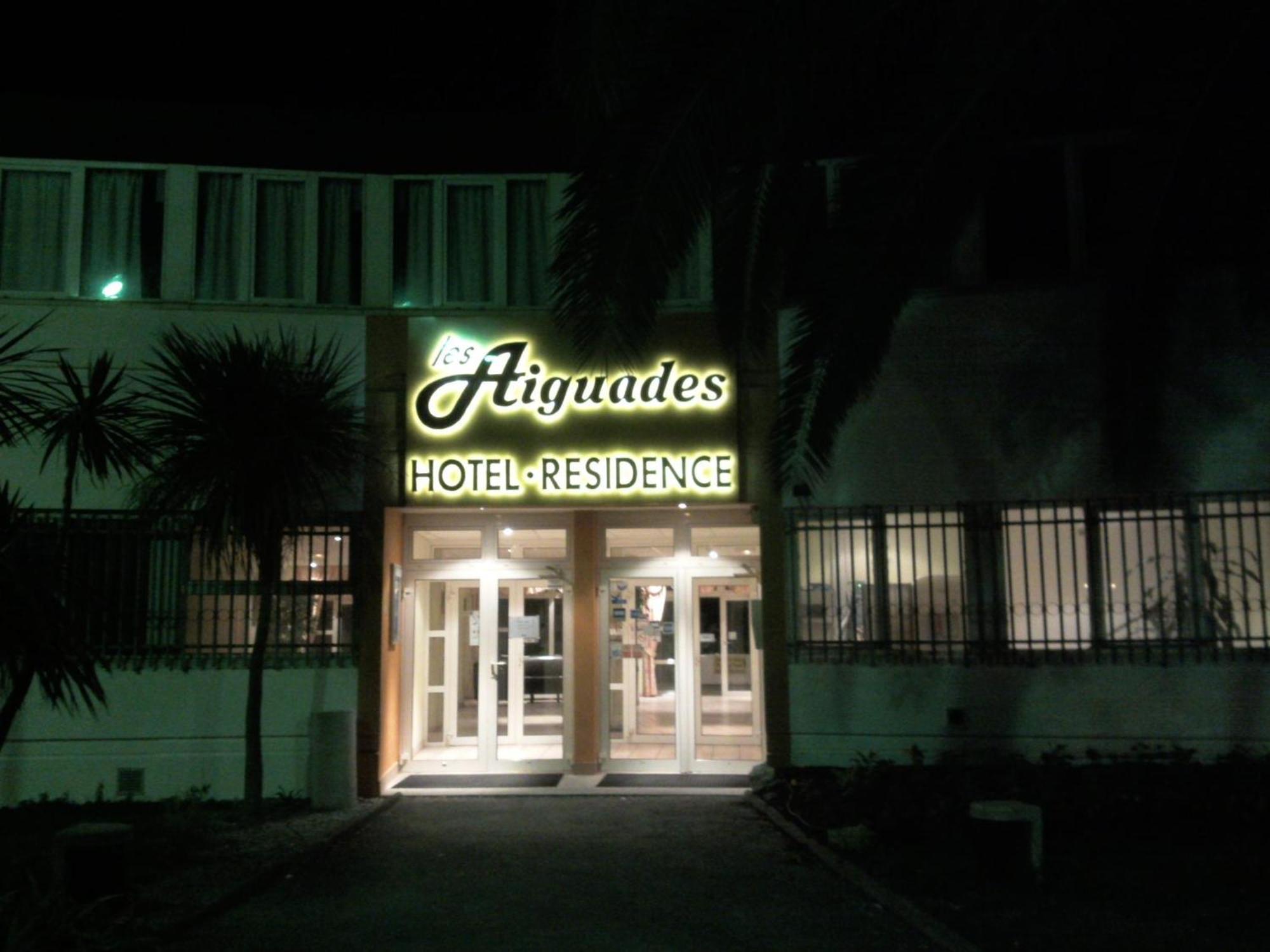 Hotel Residence Les Aiguades Port-de-Bouc Ngoại thất bức ảnh